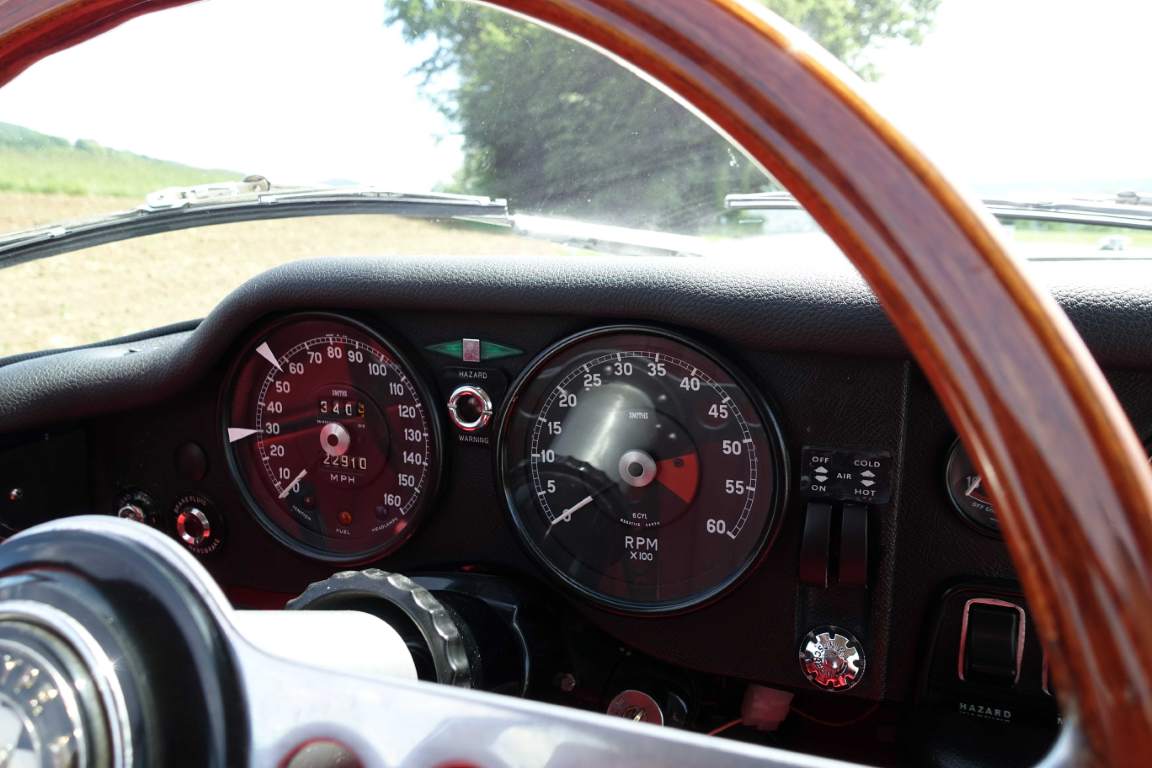 Jaguar E-Type S2+2 4,2 1970 804 Rare Care Assets Jaguar E-Type S2+2 4,2 1970 804 Rare Care Assets