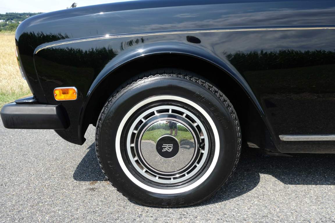 Rolls-Royce-corniche-coupe-1976-08 Rare Care Assets Rolls-Royce-corniche-coupe-1976-08 Rare Care Assets