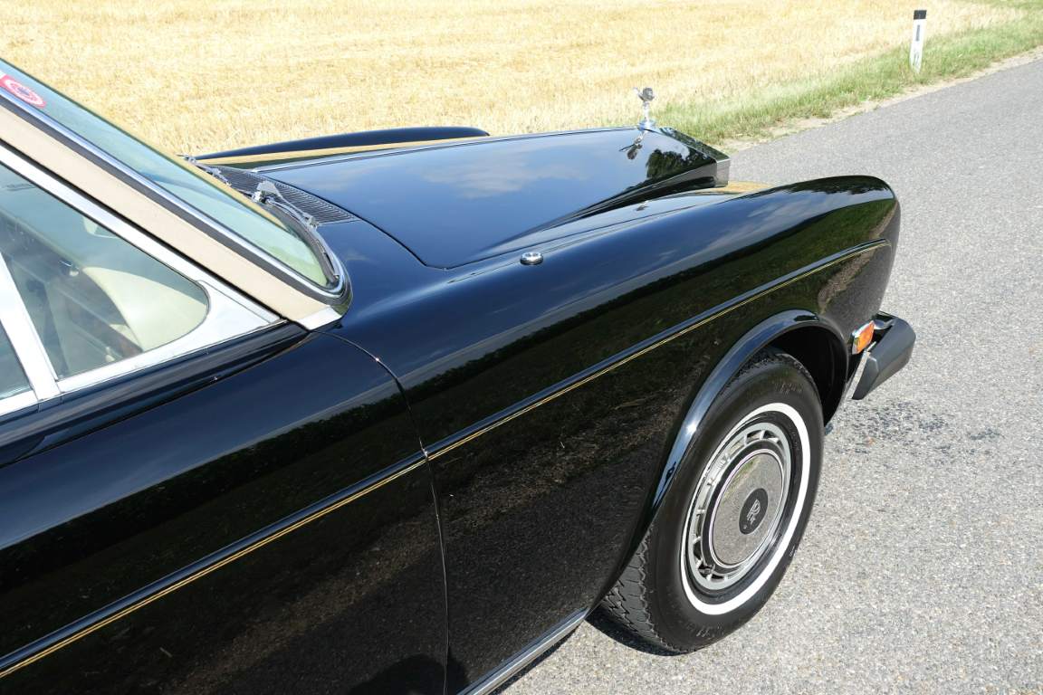 Rolls-Royce-corniche-coupe-1976-20 Rare Care Assets Rolls-Royce-corniche-coupe-1976-20 Rare Care Assets